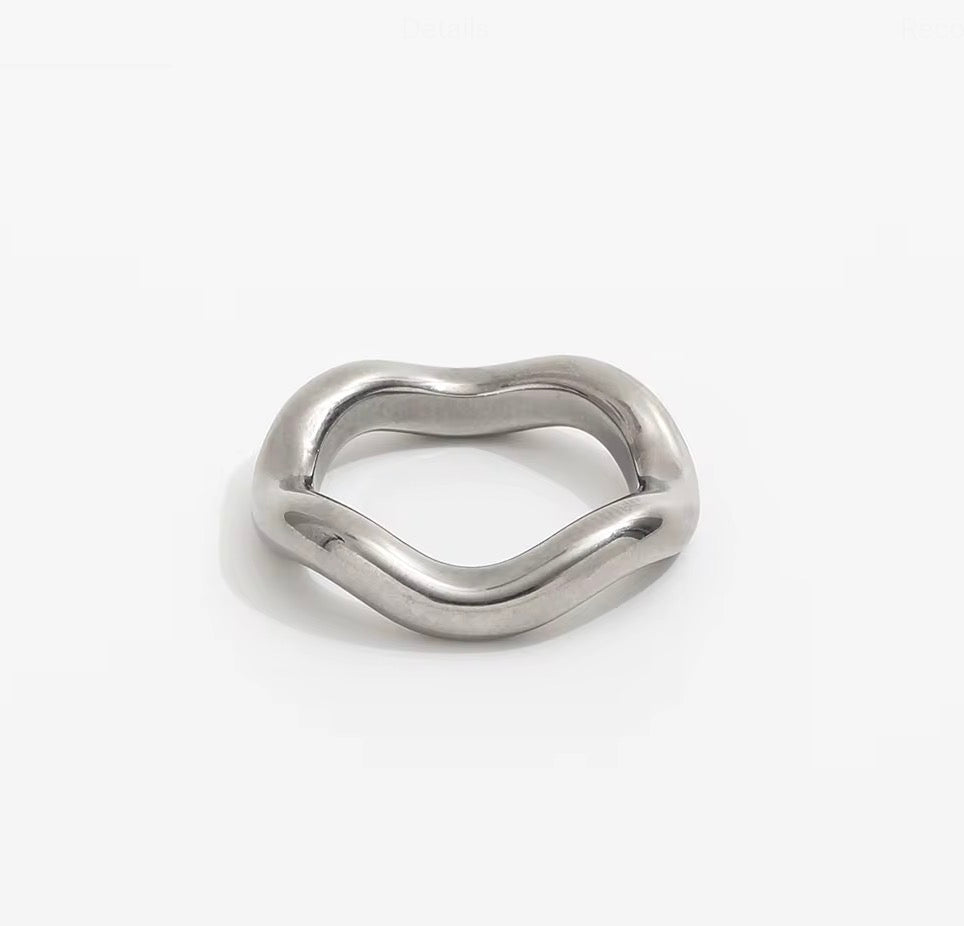 Silver Small Wave Ring