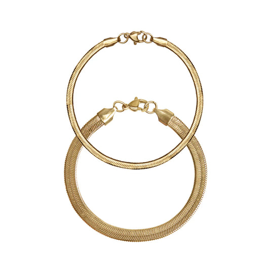 18k Gold Herringbone Bracelet image 0