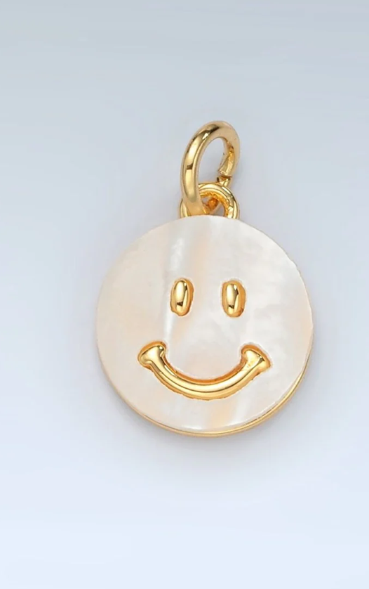 Smiley Face Shell Pearl Round Charm image 0
