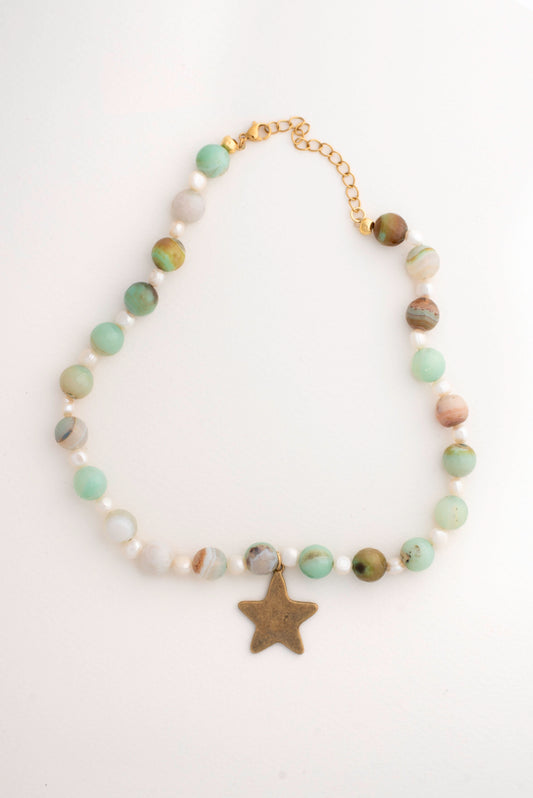 Gold Star Necklace Green Jade image 0