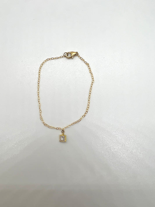 Single Stone Bracelet