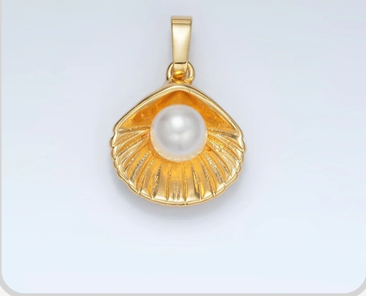 Clam Shell Pearl Charm image 0