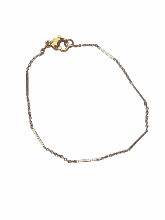 Dainty Dapped Bar Chain Bracelet image 0