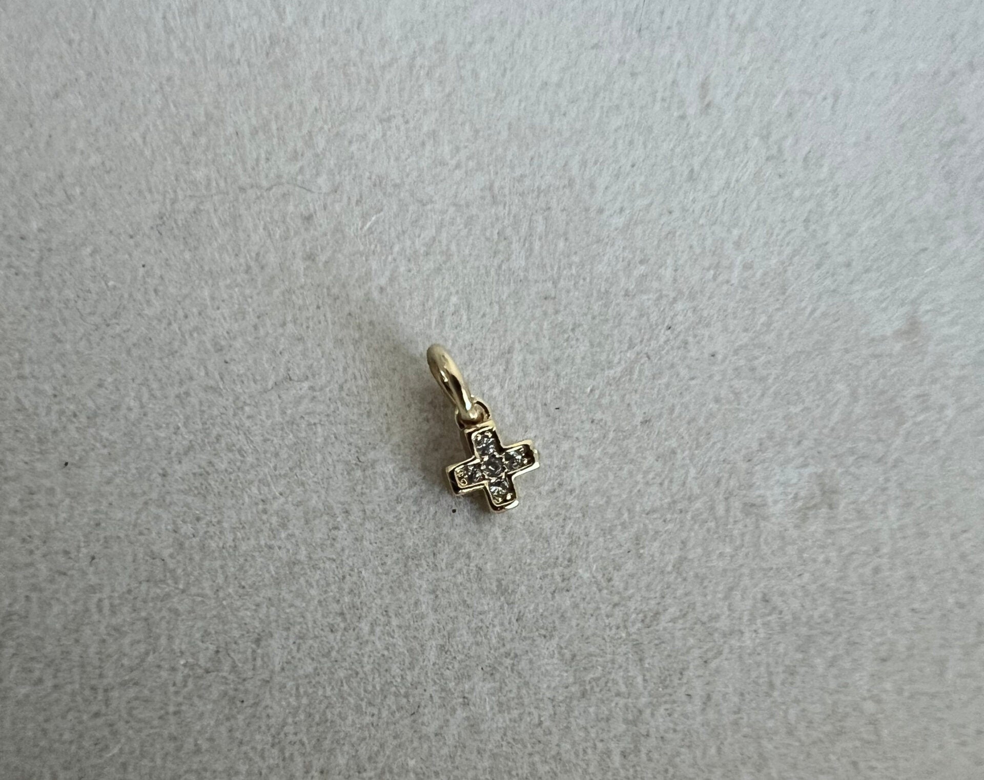 TEENY TINY CROSS image 0