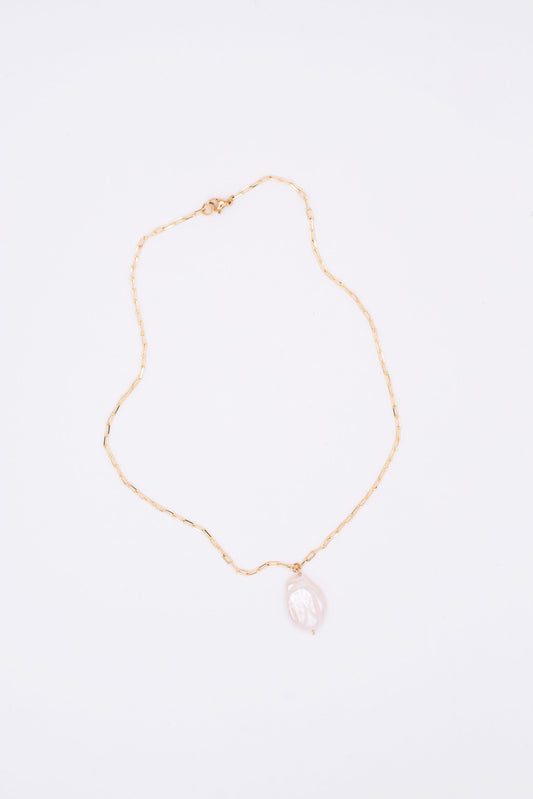 The Emily Pearl Necklace image 0